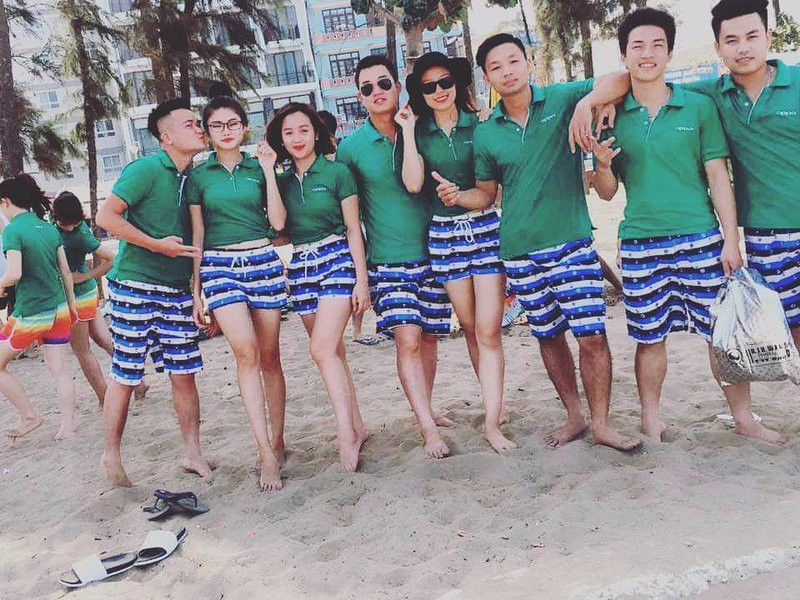 Áo nhóm cổ bẻ có thêm tính chất lịch sự