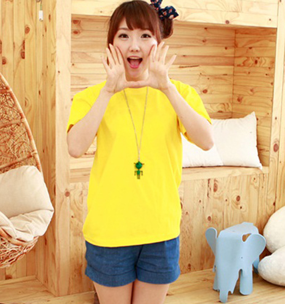 Áo thun trơn màu vàng trẻ trung năng động