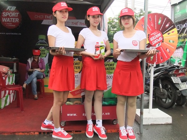 Mẫu đồng phục nhân viên tiếp thị của hãng Sport Water