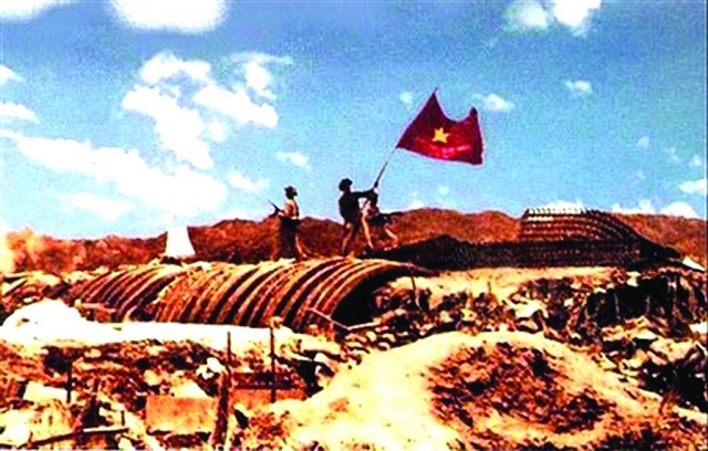 Tự hào hình ảnh Quốc kỳ Việt Nam