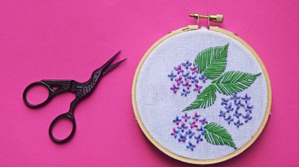 Mẫu thêu hoa cẩm tú cầu bằng mũi thêu Granitos Stitch