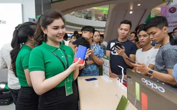 Áo thun đồng phục công ty là gì? Lợi ích của nó mang lại?