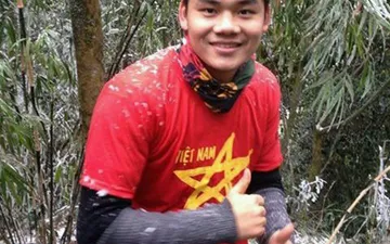 Mua áo cờ đỏ sao vàng HCM chưa bao giờ dễ dàng đến thế!