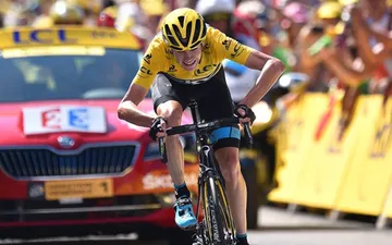 Lý giải ý nghĩa một số loại áo cho bạn cần thắc mắc (P3)