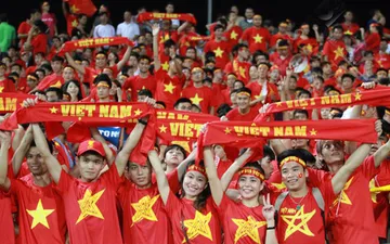 Bỏ túi kinh nghiệm lựa chọn áo cờ Việt Nam chuẩn chỉ