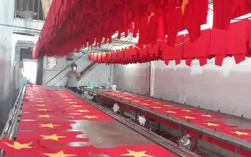 Kinh nghiệm mua áo thun lá cờ tại xưởng