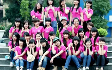Kinh nghiệm thiết kế áo đồng phục lớp rẻ nhất
