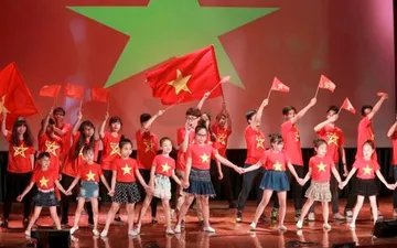 Tư vấn nơi đặt mua áo cờ đỏ sao vàng cho trẻ em tại tphcm