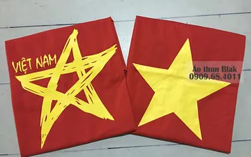 Áo phông cờ đỏ sao vàng - đang viết