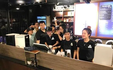 Mẫu thiết kế áo đồng phục trà sữa Bobapop 