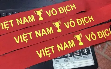 Mẫu băng rôn cổ vũ bóng đá Việt Nam vô địch