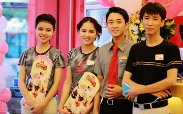 Bí quyết thiết kế áo đồng phục quán kem đẹp, chuyên nghiệp 