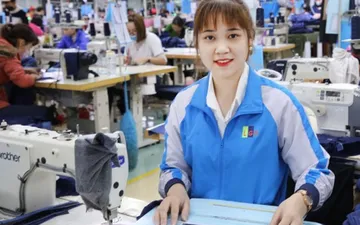 Top 30+ Mẫu đồng phục công ty may mặc đẹp nhất 2021
