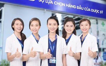 Top 5+ Mẫu đồng phục dược sĩ đẹp nhất tại nhà thuốc nổi tiếng