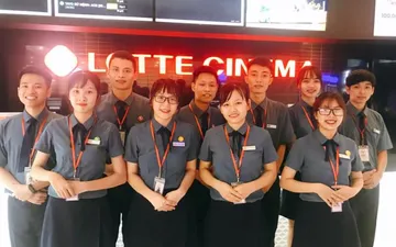 Mẫu áo đồng phục Lotte Cinema thiết kế đẹp ấn tượng