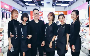 Thế nào là mẫu thiết kế áo thun đẹp?