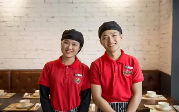 Thiết kế đồng phục quán ăn chuyên nghiệp cần lưu ý điều gì?