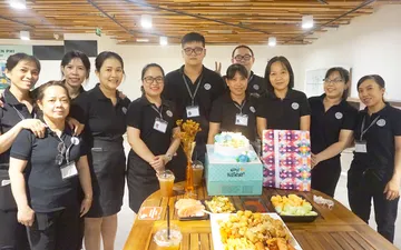 Khám phá mẫu áo đồng phục siêu thị Bon Grocer tại quận 3, TPHCM