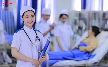 Top 100+ Mẫu thiết kế đồng phục ngành y dược đẹp ấn tượng