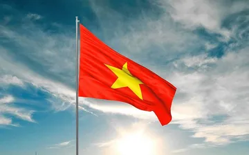 Cờ Việt Nam dân chủ cộng hòa là biểu tượng vô giá của chúng ta, thể hiện sự tự hào về nền độc lập, tự do, dân chủ cùng tinh thần đoàn kết, tiến bộ. Hãy ngắm nhìn hình ảnh cờ Việt Nam nơi trời Âu châu hay đâu đó trên hoang đảo, để cảm nhận niềm tự hào của một quốc gia đầy năng lượng.