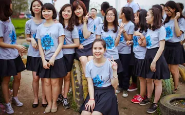 Những mẫu áo thun đồng phục đẹp chào hè 2019