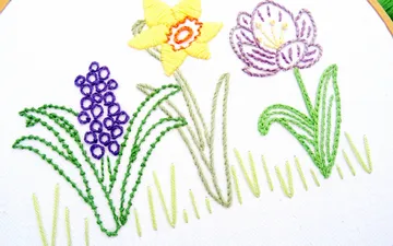 Mẫu thêu hoa lục bình,thủy tiên,tulip MIỄN PHÍ