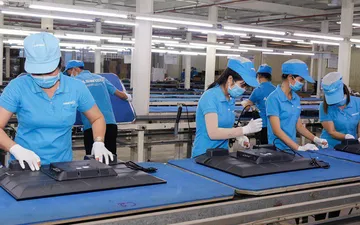 Bảng giá may áo thun đồng phục công nhân giá rẻ