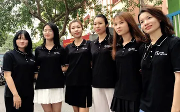 Top 8+ Ý tưởng thiết kế trang phục nhân viên công ty mới nhất 2022