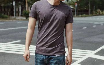 Bí kíp chọn áo thun trơn body nam đẹp