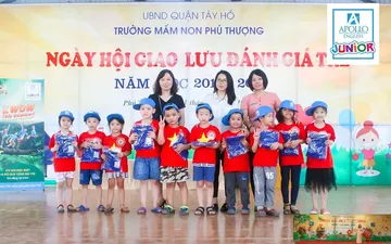 Mẫu áo cờ đỏ sao vàng trường mầm non Phú Thượng