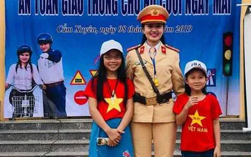 Mẫu áo cờ trường tiểu học Cẩm Duệ