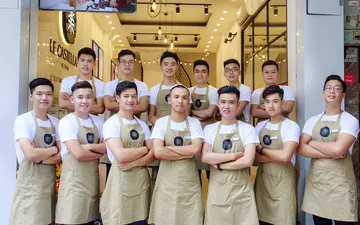 Hướng dẫn sử dụng và bảo quản tạp dề cafe phù hợp