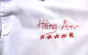 Cách thêu tên lên áo cho bé bằng tay