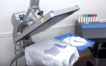 Tìm hiểu về những chiếc áo thun trơn in chuyển nhiệt