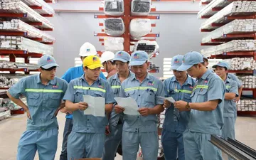 Bộ trang phục công nhân có vai trò quan trọng như thế nào?