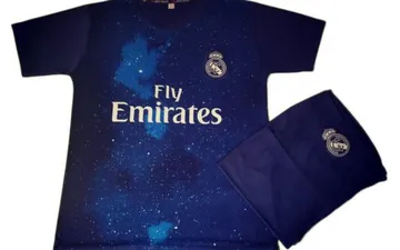 Tại sao nên sử dụng áo thun lạnh làm đồng phục?