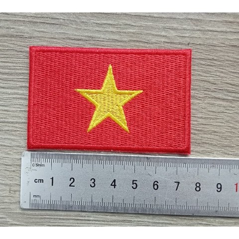 Mẫu lá cờ việt nam thêu 7.5x5