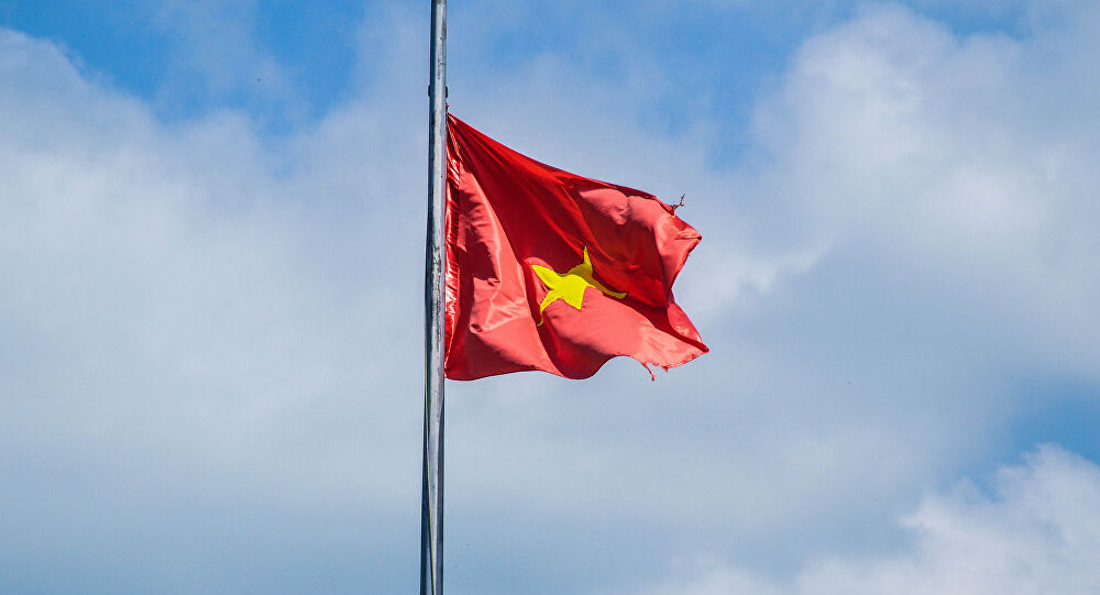 Trong thời đại mới, áo cờ đỏ sao vàng mang ý nghĩa to lớn về sự đoàn kết, tình yêu đất nước và cảm giác tự hào dân tộc. Đây là biểu tượng cho sự trượng nghĩa, vững vàng và giàu ý chí của đất nước Việt Nam.