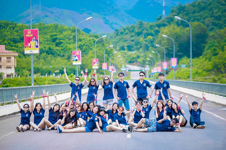 Áo đồng phục thể hiện được sự đoàn kết, tinh thần tập thể