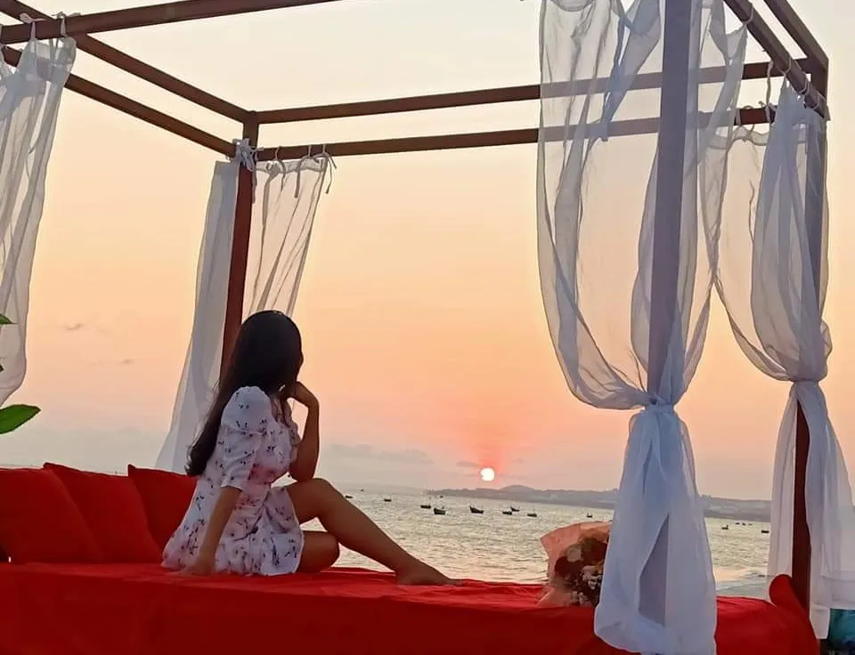 Thu Thủy