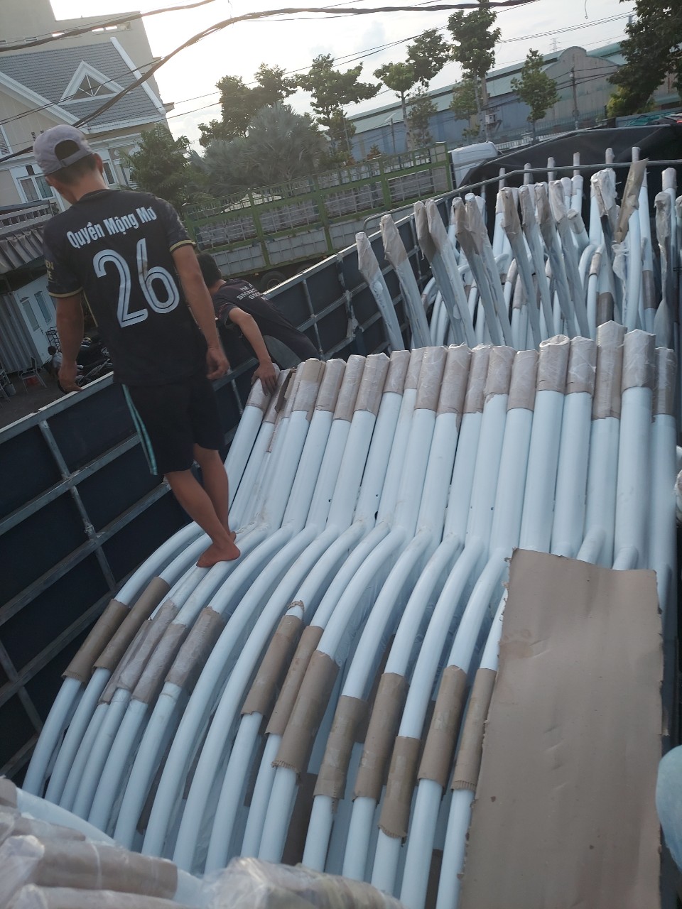 tru-den-chieu-sáng tru-den-chieu-sáng