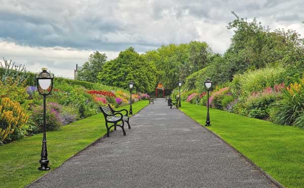 trụ đèn trang trí công viên