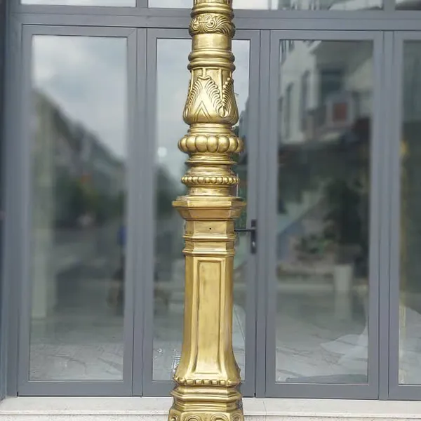 Trụ Đế Sư Tử - Composite