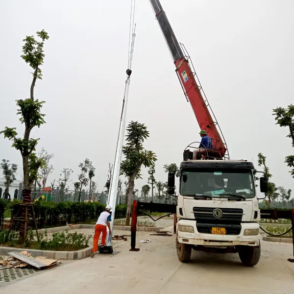 Cột Thu Lôi 01