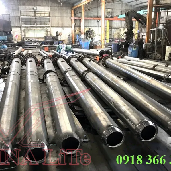 Trụ  đèn THGT 01