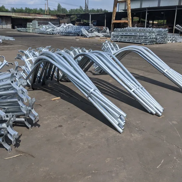 Cần đèn bê tông lý tâm mạ kẽm