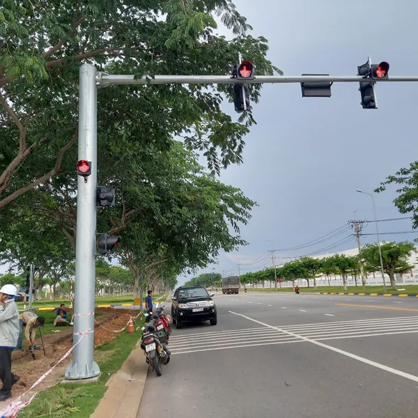 Trụ Đèn Tín Hiệu Giao Thông