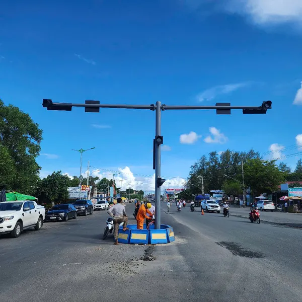 Trụ Đèn Tín Hiệu Giao Thông