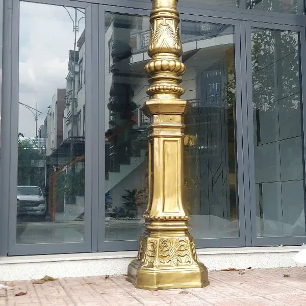 Trụ Đế Sư Tử - Composite