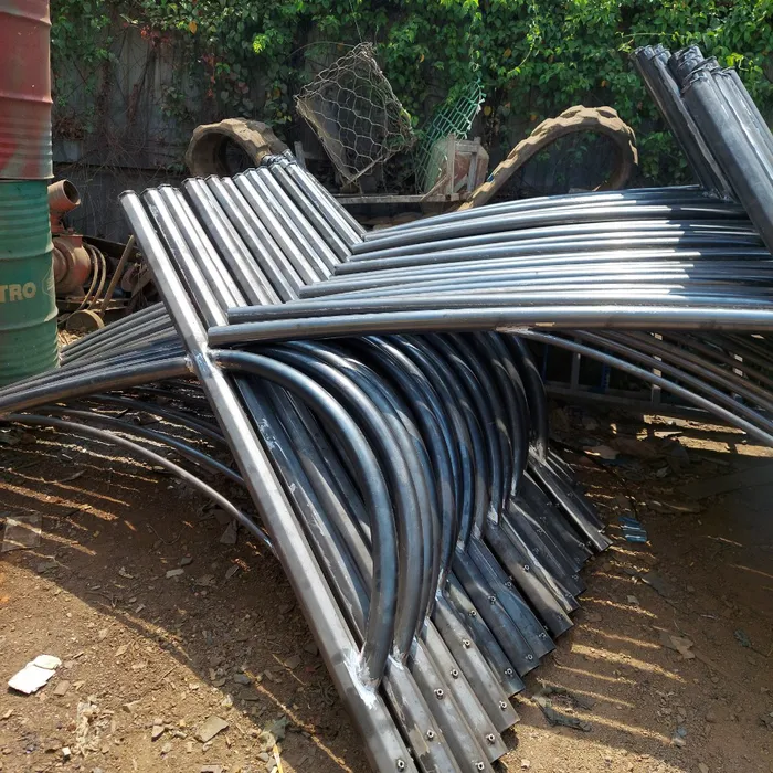 Cần đèn chiếu sáng thông dụng